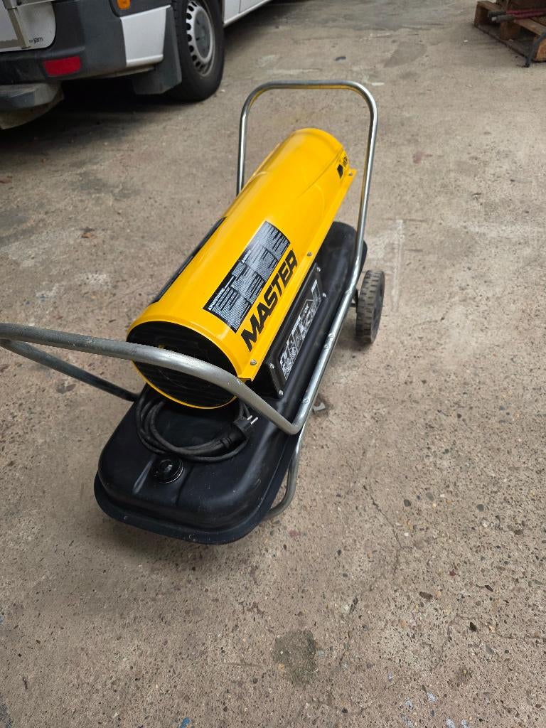 Master B150CED Warmtekanon 44kW, Doe-het-zelf en Bouw, Verwarming en Radiatoren, 30 tot 80 cm, 500 tot 800 watt, Overige typen