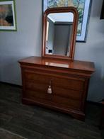 Miroir et commode en merisier, Enlèvement