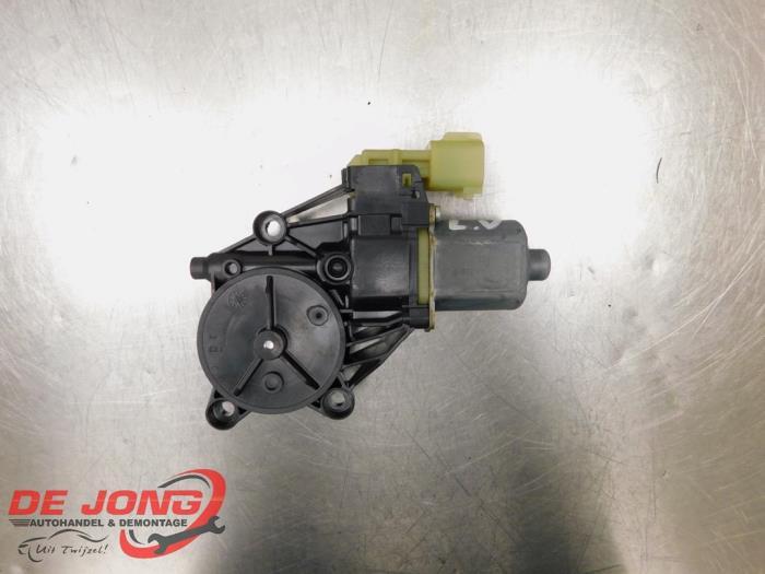 Moteur de vitre portière d'un Ford Fiesta, -, 3 mois de garantie, -, -