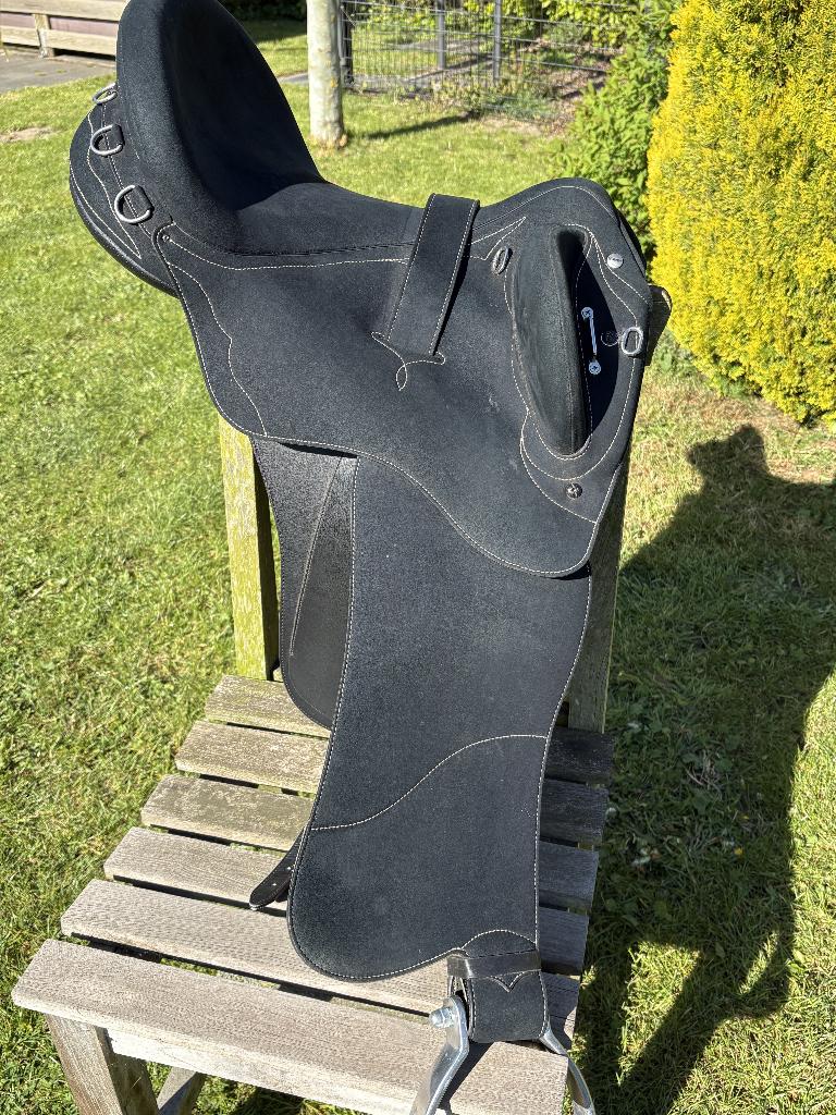 WINTEC STOCK  ZADEL MET STIJGBEUGELS, Ophalen, Zo goed als nieuw, Recreatie