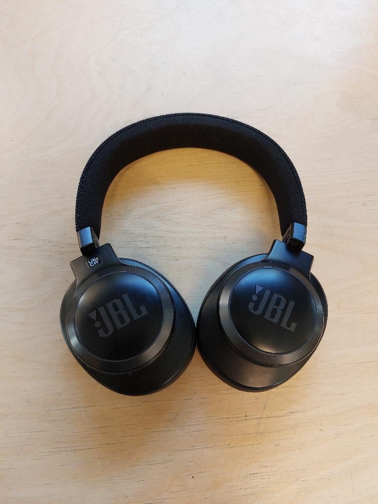 Casque audio JBL LIVE 660 Bluetooth, TV, Hi-fi & Vidéo, Casques audio, Comme neuf, Circum-aural, Autres marques, Bluetooth, Enlèvement
