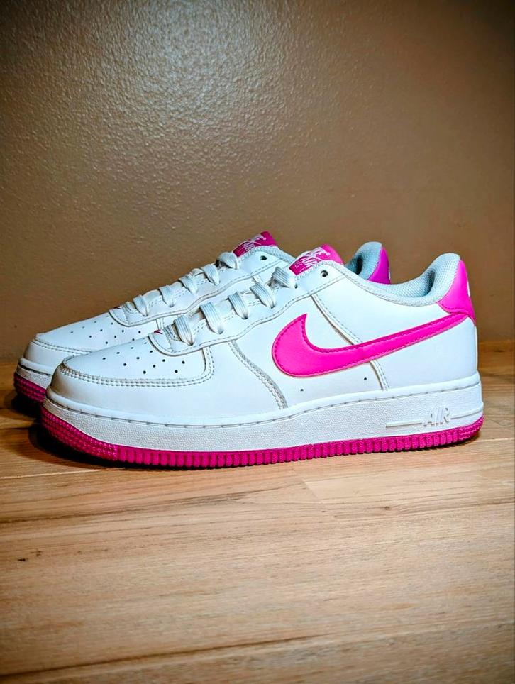 Nike Air Force 1, Kleding | Dames, Schoenen, Zo goed als nieuw, Sneakers, Roze, Ophalen of Verzenden