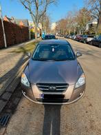 Kia Ceed 1.6 Benzine Airco Euro4 115pk Parkeersensoren, Autos, Achat, Capteur de lumière, Boîte manuelle, 5 portes