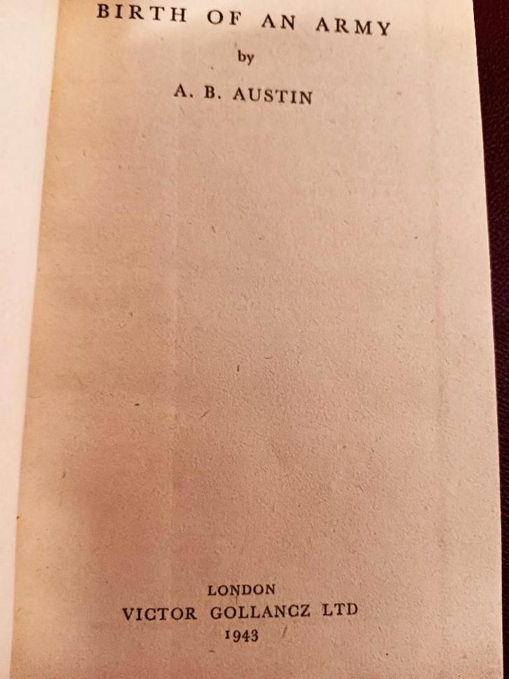 BIRTH OF AN ARMY, Boeken, Oorlog en Militair, Ophalen