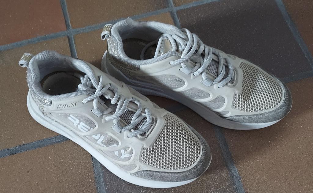 SCHOENEN, Ophalen, Overige typen, Meisje, Zo goed als nieuw