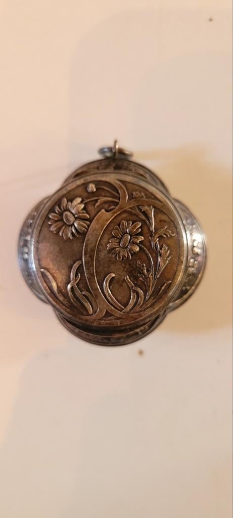 Pilulier en argent, Bijoux, Sacs & Beauté, Boutons de manchette, Enlèvement, Argent