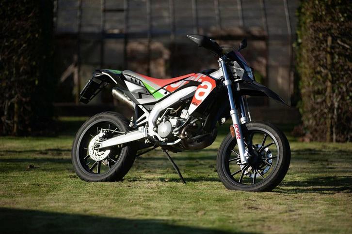 Aprilia SX 50 Limited, Fietsen en Brommers, Brommers | Derbi, Zo goed als nieuw, Klasse B (45 km/u), Ophalen of Verzenden