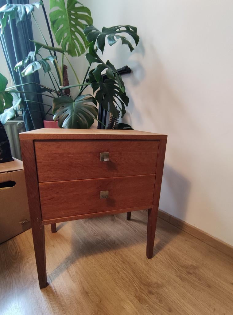 Vintage nachtkastje, Ophalen