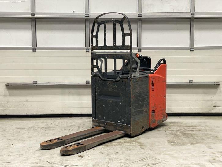 Linde T20SP-02, Articles professionnels, Machines & Construction | Chariots élévateurs & Transport interne, Transpalette, Autre propulsion