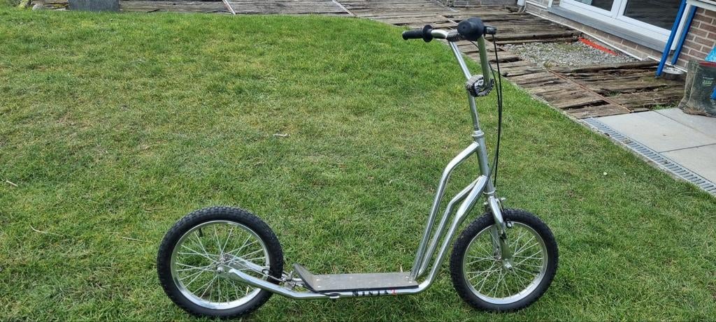 Trottinette a vendre, Vélos & Vélomoteurs, Enlèvement