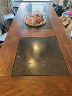Bruine eettafel 8pers.met 3 blauwe hardsteen....., Ophalen