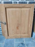 Deurtjes in teak, Enlèvement