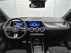 Mercedes-Benz GLA-Klasse 180 D AMG Line | Panoramisch Dak |, Auto's, Mercedes-Benz, Stof, Gebruikt, Euro 6, 116 pk