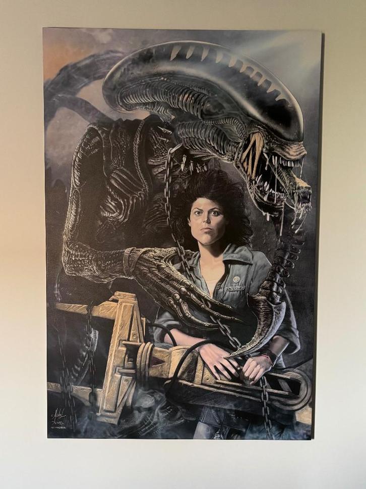 Canvas Alien & Ripley H.R. Giger (Michel Achard, St-Tropez), Huis en Inrichting, Woonaccessoires | Wanddecoraties, Nieuw, Ophalen