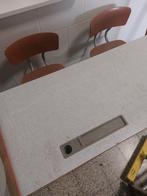 Schoolbanken, Ophalen