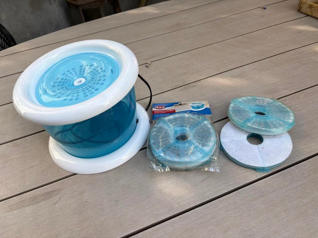 Hond/kat drinkfontein, Dieren en Toebehoren, Ophalen of Verzenden, Zo goed als nieuw