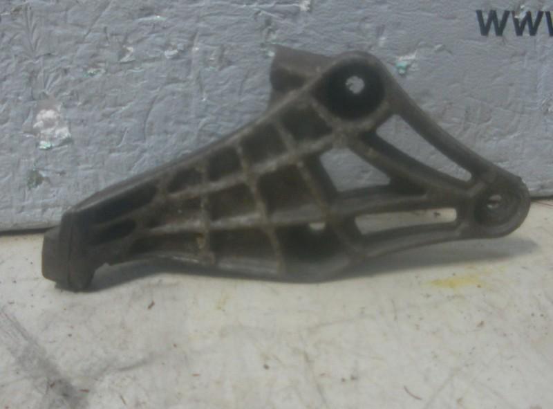 SUPPORT MOTEUR DROIT Opel Calibra (90372410), Autos : Pièces & Accessoires, Info@VerberkAutodemontage.nl, Opel, Nijverheidstraat 1a 1a
5405 AJ  UDEN, NL