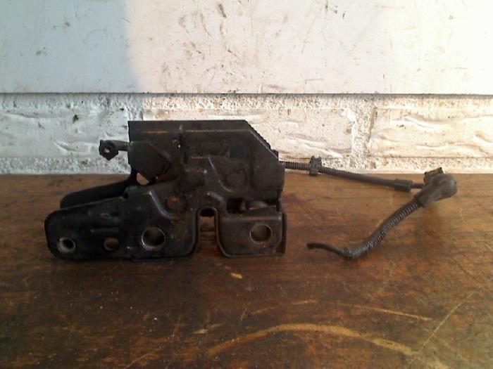 Mécanique de verrouillage capot d'un Volkswagen Caddy, Volkswagen, -, 3 mois de garantie, Utilisé