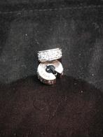 2 clips argenté de la marque Pandora, Autres représentations, Comme neuf, Avec strass, Argent