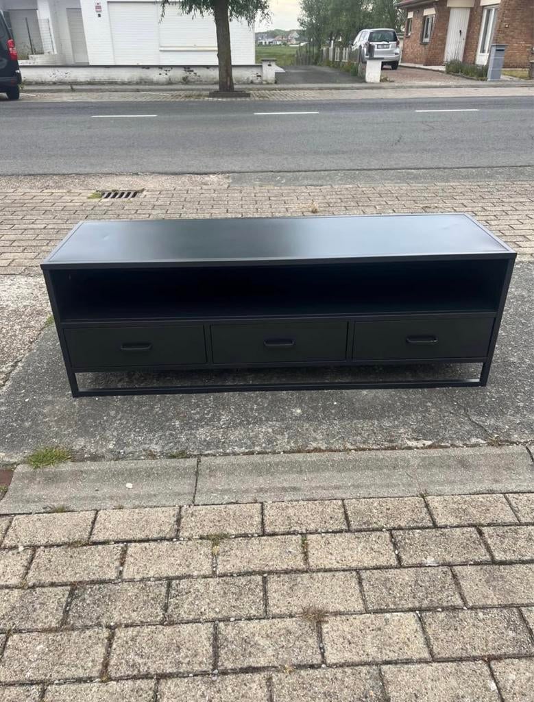 Tv kast, Maison & Meubles, Armoires | Mobilier de télévision, Utilisé, Moins de 100 cm, 100 à 150 cm, 25 à 50 cm, Métal, Enlèvement