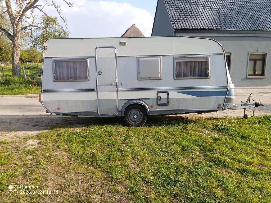 Caravan Fendt jokerE 495T, klaar om in te schrijven, Particulier, Fendt, Vast bed