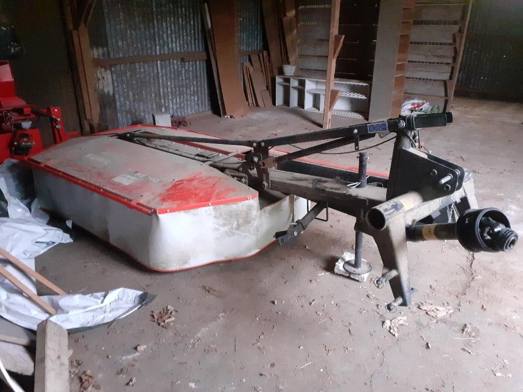 Faucheuse KHUN PZ190, état neuf, Animaux & Accessoires, Enlèvement, Neuf