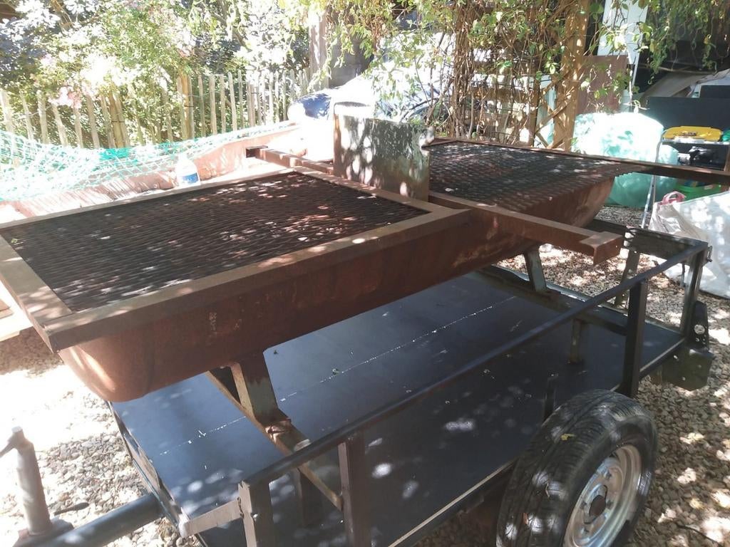 Remorque barbecue, Ophalen