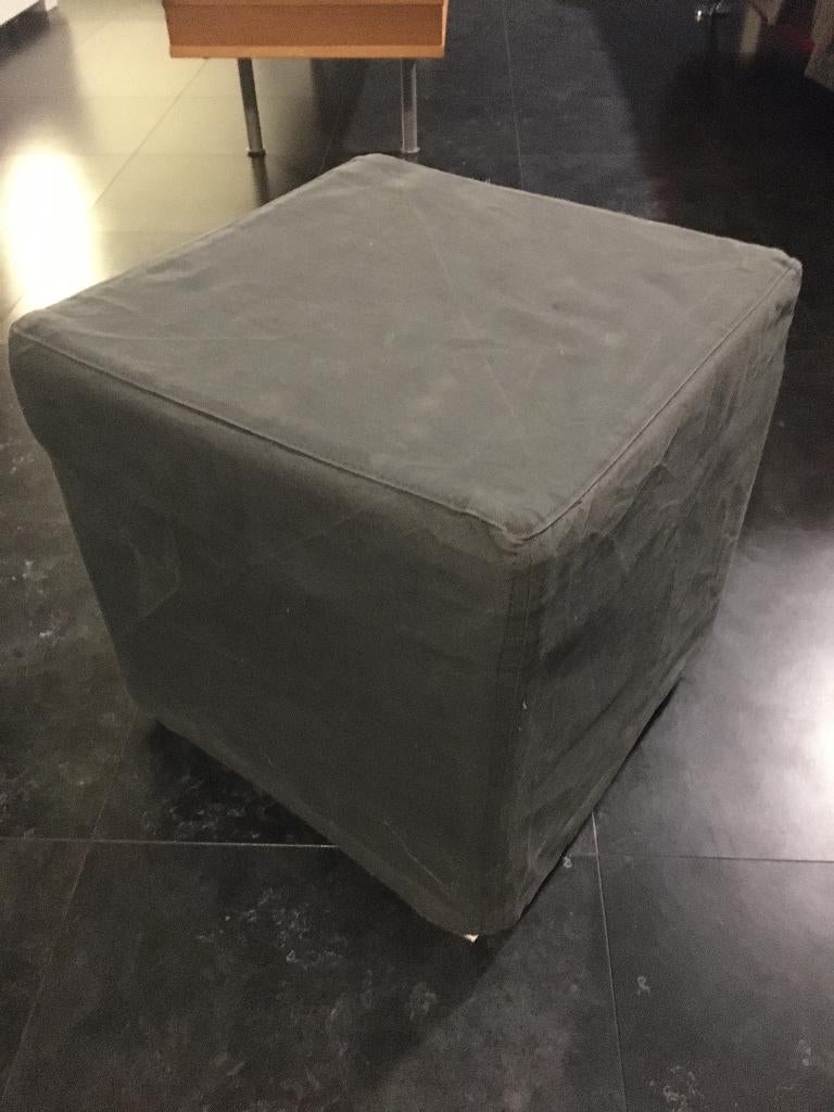 Poef met grijze stof (wasbaar)38x38x39cm, Ophalen of Verzenden, Zo goed als nieuw, Stof