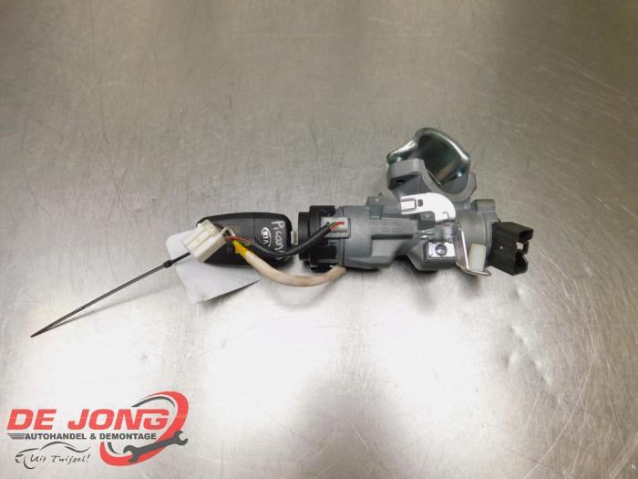 Serrure de contact + clé d'un Kia Picanto, Kia, -, 3 mois de garantie, Utilisé