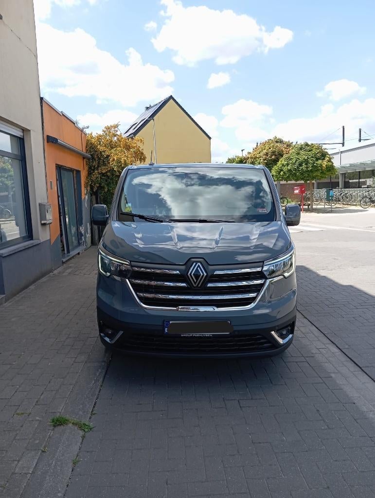 Renault Trafic DC Extra L1H1 2T9 dCi 150pk, Auto's, Voorwielaandrijving, 4 deurs, Stof, 4 cilinders