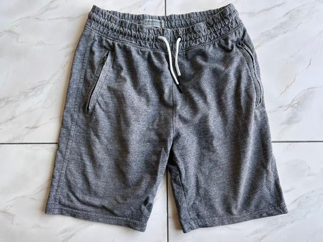 Short de sport Clockhouse taille S (nr1928a), Vêtements | Hommes, Pantalons, Gris, Enlèvement ou Envoi, Clockhouse, Porté