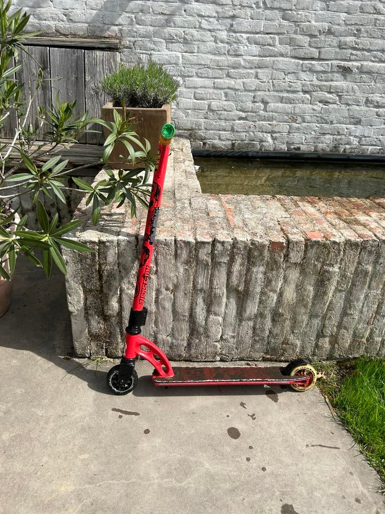 MGP Stuntstep, Fietsen en Brommers, Steps, Ophalen of Verzenden, Zo goed als nieuw