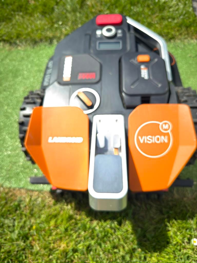 WORX Landroid Vision M 600 wr206E, Enlèvement, Utilisé, Moins de 20 cm, Contrôlable via l'application