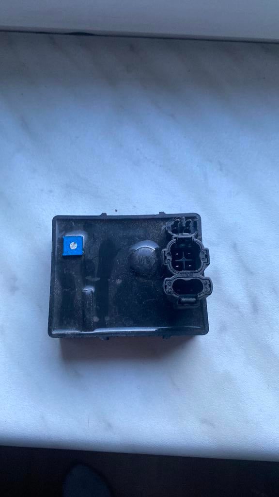 Cdi 18k rpm met afstandsbediening  aprilia sx50 vanaf 2018, Fietsen en Brommers, Brommeronderdelen | Scooters, Zo goed als nieuw