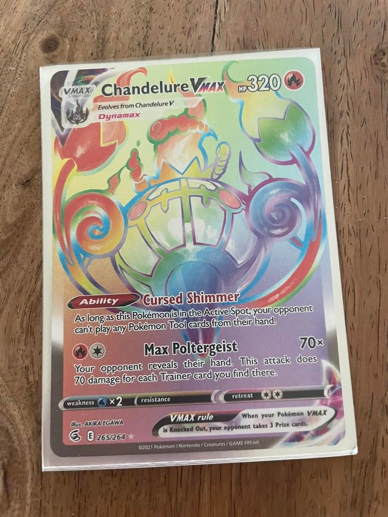 Chandelure V Max, très bon état, arc-en-ciel, édition rare, Enlèvement, Comme neuf