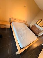 Lot lit + sommier (160X200) + 2 tables de chevet, Maison & Meubles, Chambre à coucher | Lits, Beige, Contemporain, Enlèvement