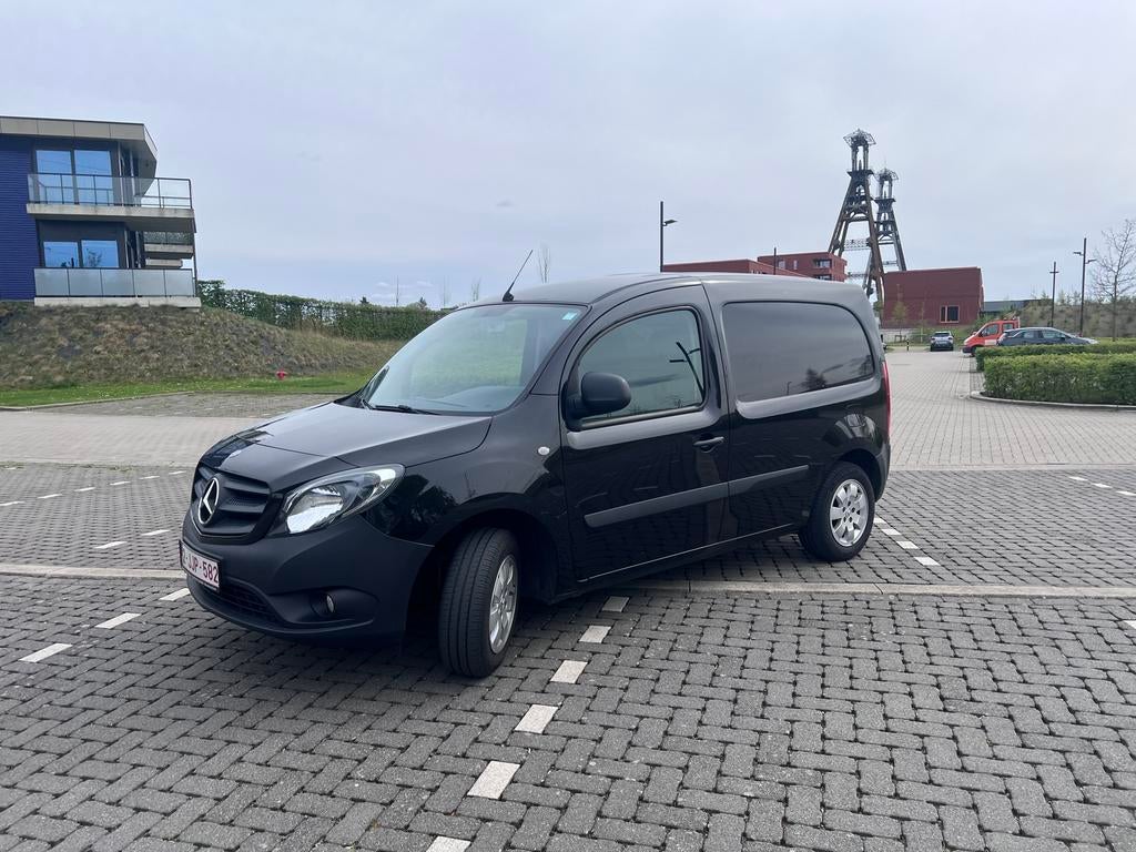 Mercedes Citan 1.5dci 95pk bj2020, Auto's, Voorwielaandrijving, 4 cilinders, Zwart, Mercedes-Benz