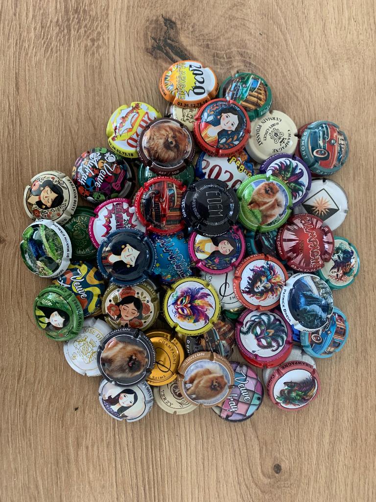 Lot 5 : ca 90 champagne capsules, Verzamelen, Complete verzamelingen en Collecties, Ophalen of Verzenden