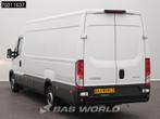 Iveco Daily 35S16 Automaat L3H2 160PK 3,5t Trekgewicht Airco, Auto's, Automaat, Stof, Gebruikt, Euro 6
