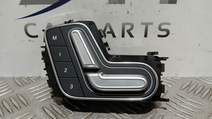 Commutateur réglage siège d'un Mercedes A-Klasse, Autos : Pièces & Accessoires, Habitacle & Garnissage, Mercedes-Benz, Utilisé