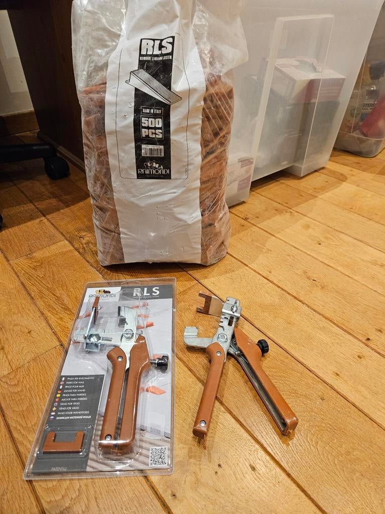 2 nieuwe RLS niveleringstangen, Doe-het-zelf en Bouw, Gereedschap | Lasapparaten, Ophalen of Verzenden