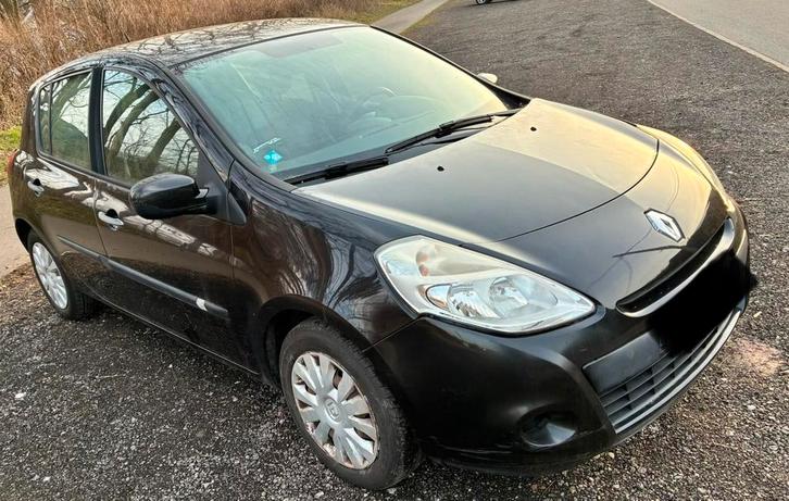 Renault clio 3 a vendre ou échange, Autos, Renault, Particulier, Clio, ABS, Airbags, Air conditionné, Ordinateur de bord, Verrouillage central