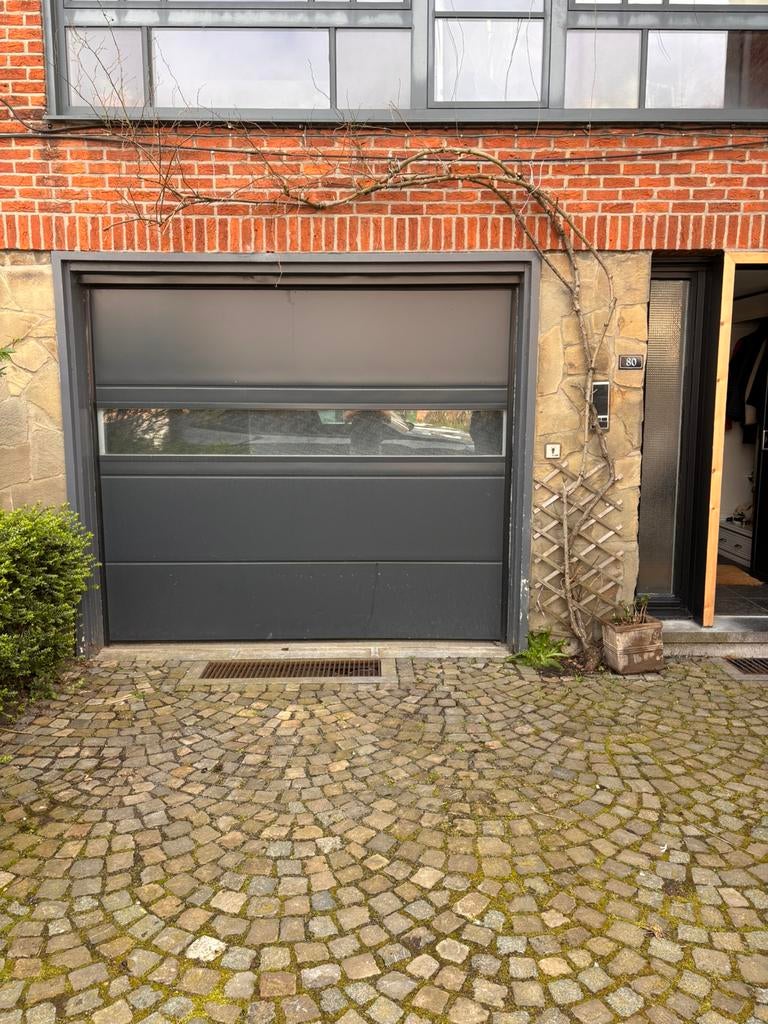 Sectionale poort, Ophalen, Kunststof, Gebruikt, Garagedeur