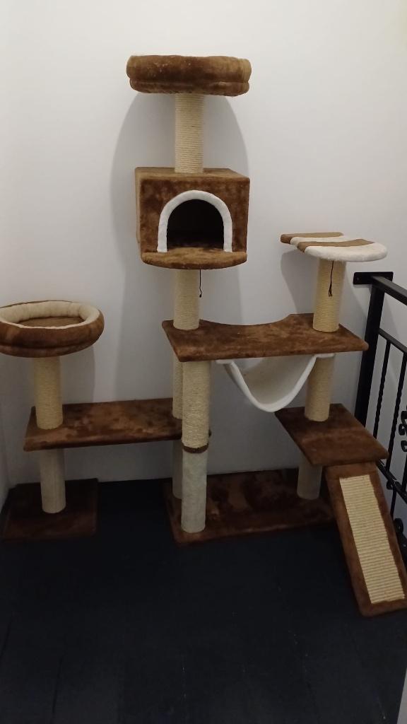 Arbre à chat, Animaux & Accessoires, Enlèvement, Comme neuf, Pièces de meubles à gratter