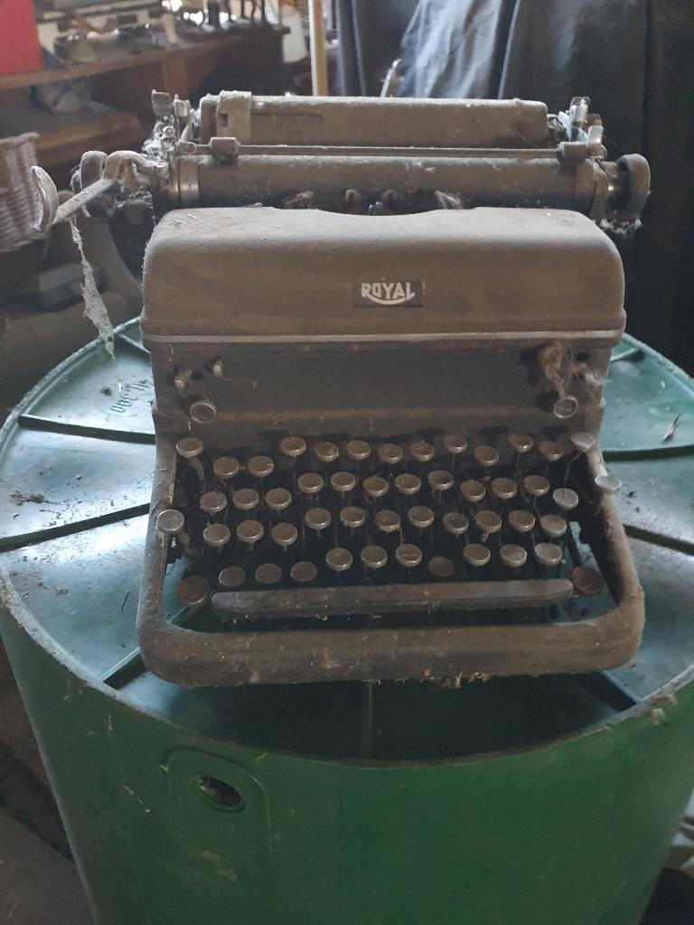 Machine à écrire, Enlèvement