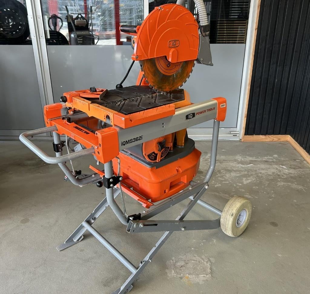 iQMS362i steenzaagmachine inclusief stofafzuiging gebruikt, Ophalen
