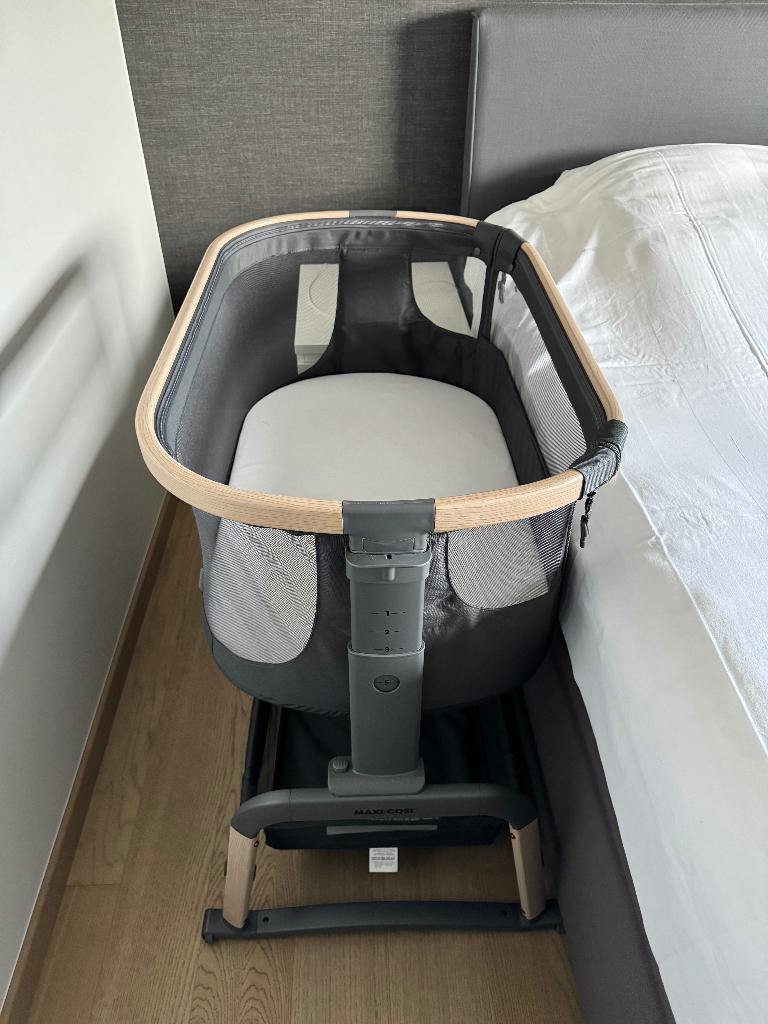 Co-Sleeper (Maxi Cosi) Jora Air Beyond Graphite, Ophalen, Zo goed als nieuw, Ledikant