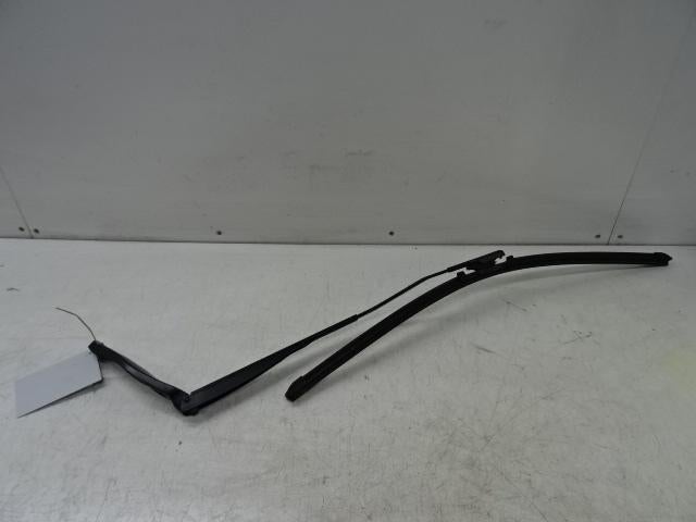 BRAS ESSUIE GLACE AVANT GAUCHE Renault Captur (2R), Autos : Pièces & Accessoires, Vitres & Accessoires, Renault, Utilisé