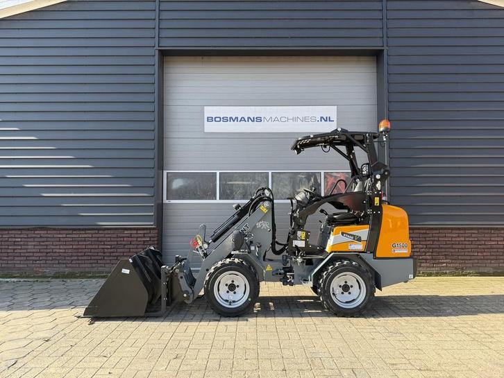 Giant G1500 minishovel NIEUW met klapdak, Articles professionnels, Machines & Construction | Grues & Excavatrices, Chargeuse sur pneus ou Chouleur