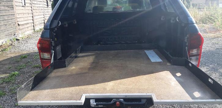 BOÎTE COULISSANTE POUR CAMIONNETTE OU FOURGONNETTE, Autos : Pièces & Accessoires, Carrosserie & Tôlerie, Avant, Enlèvement ou Envoi